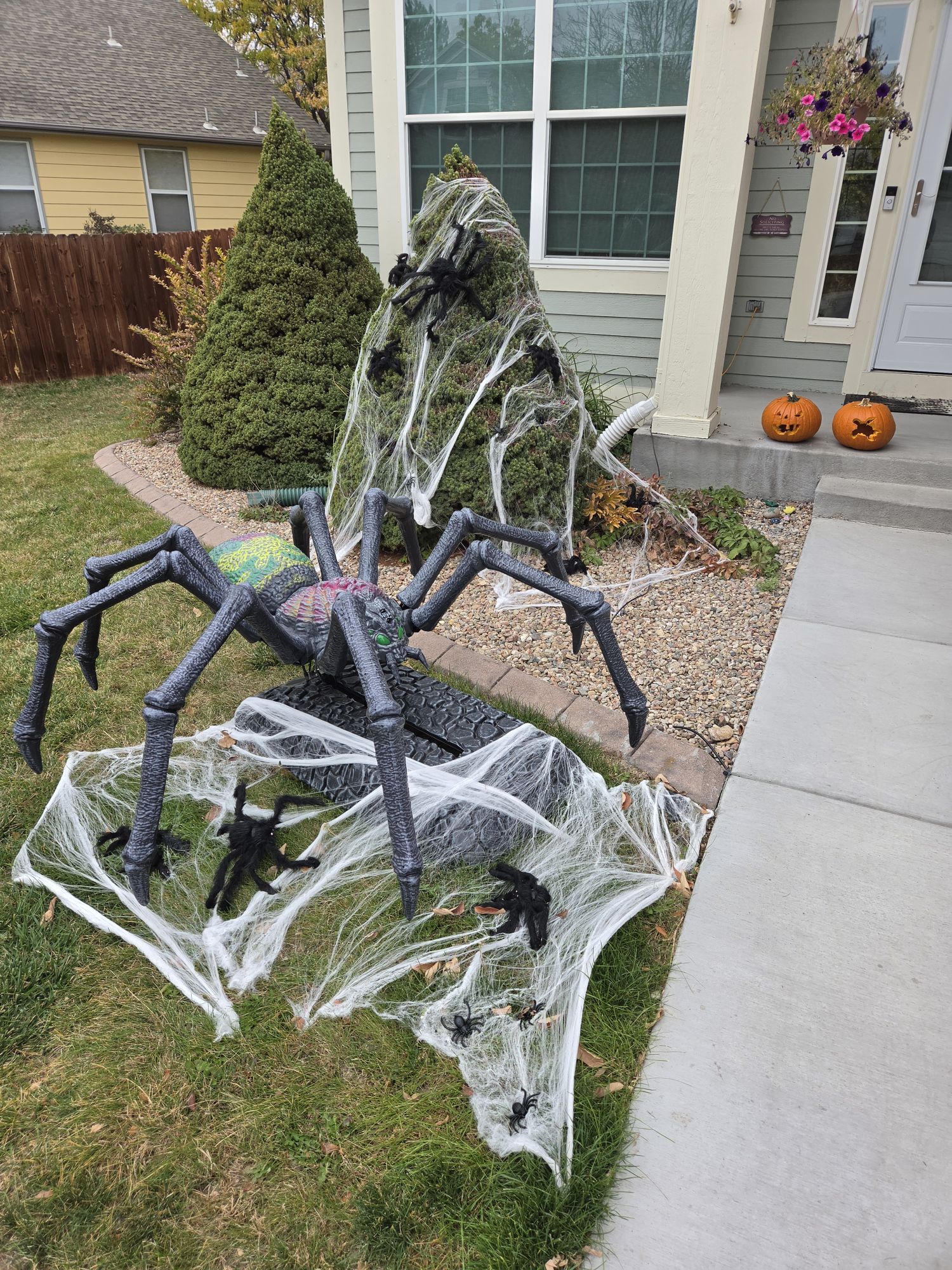 Halloween decorations showing a large animatronic spider representing Aragog from Harry Potter